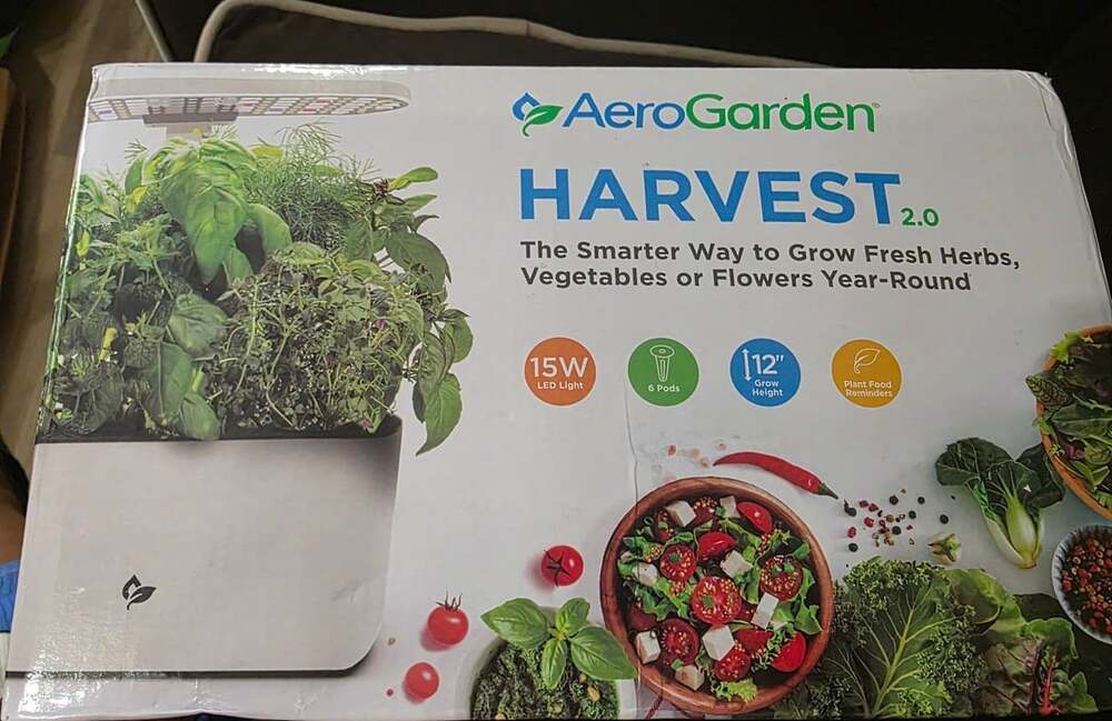 AeroGarden Harvest 2.0 Indoor Hydroponic Garden System